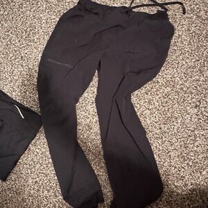 Heart and soul black scrub bottoms in large